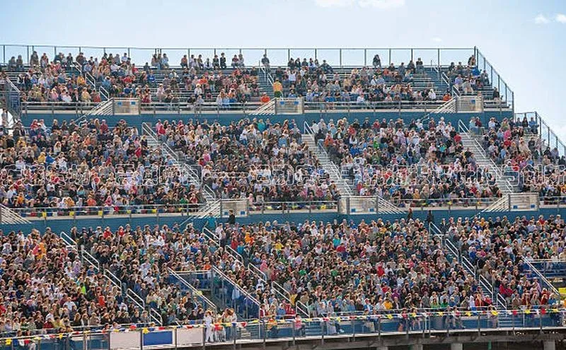 疾速赛场，震撼瞬间——运动赛事手机海报设计的与创新